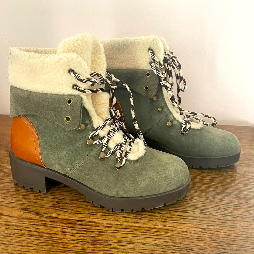 Winter boots